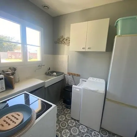 Maison La Brée-les-bains, 3 Pièces, 4 Personnes - Fr-1-246a-93 * La Brée-les-Bains