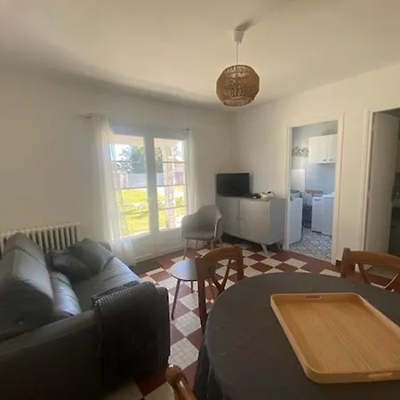 Maison La Brée-les-bains, 3 Pièces, 4 Personnes - Fr-1-246a-93 La Brée-les-Bains